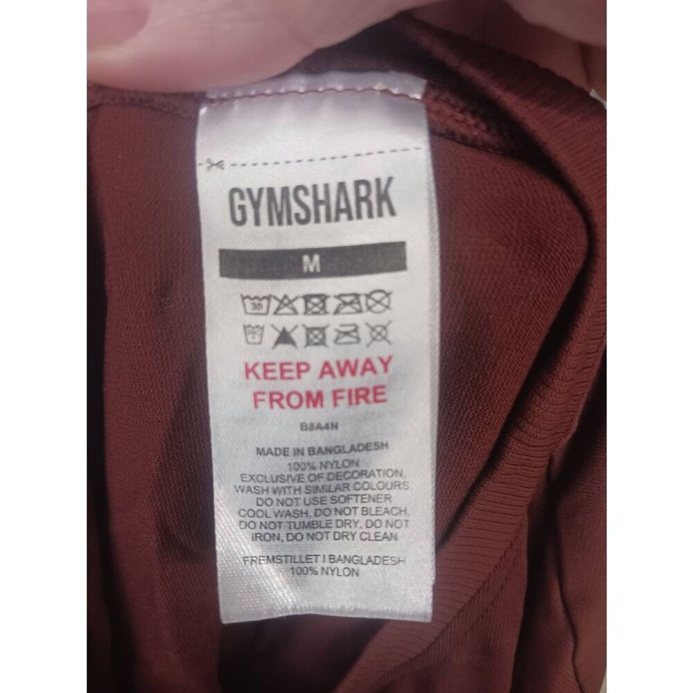 Gymshark medium red loose fit tee - Picture 3 of 3